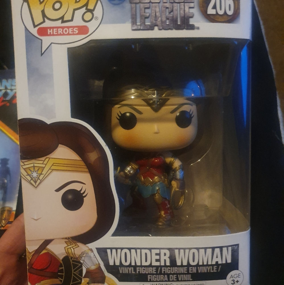 WONDER WOMAN FUNKO POP